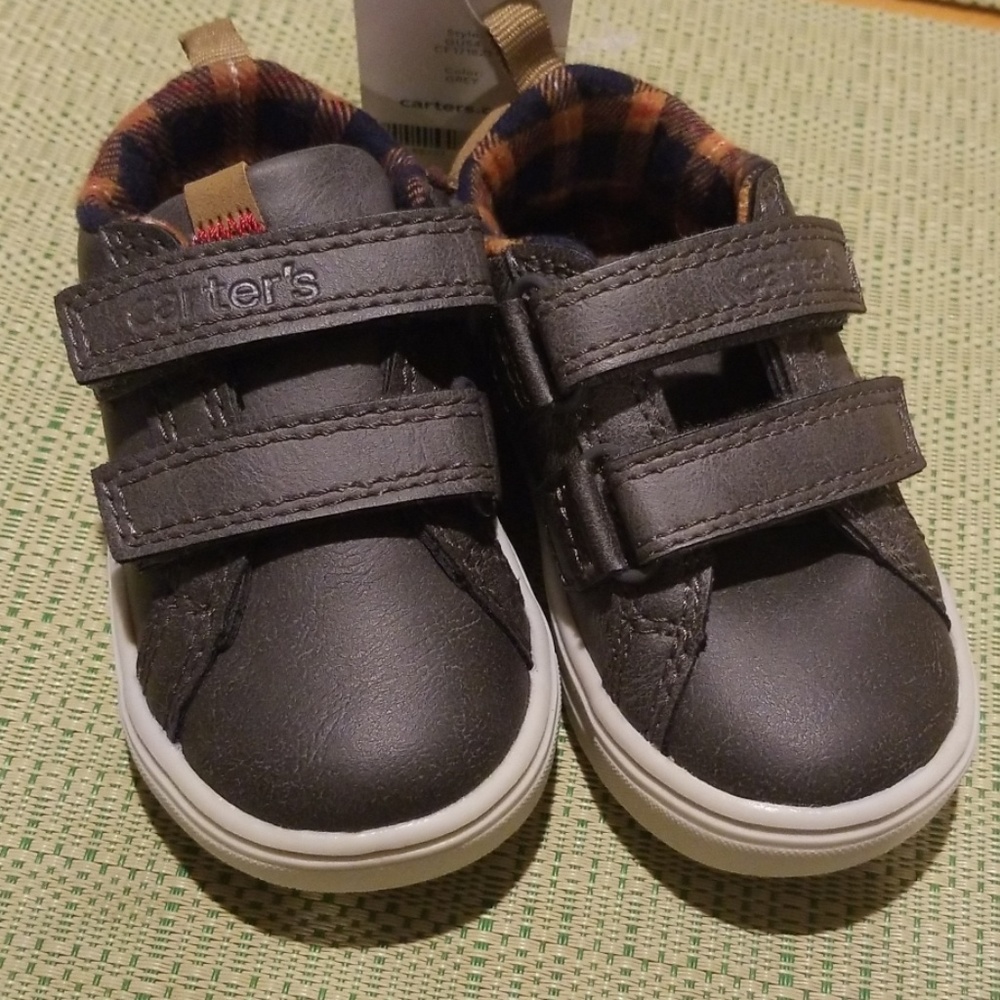 Carter's toddler shoes